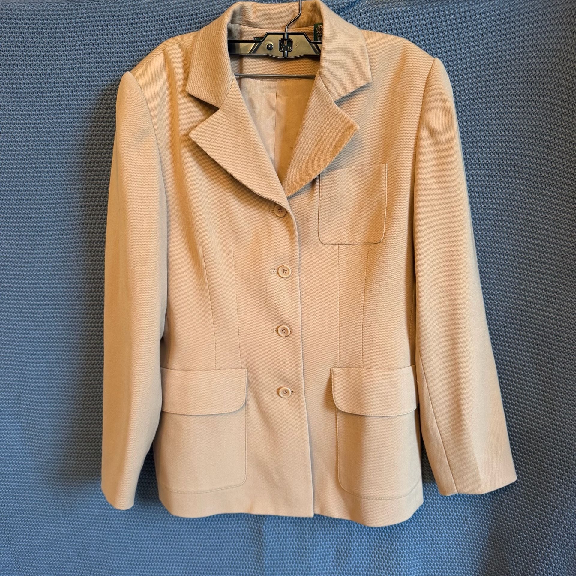 Embassy Row Wool Matching Set Size 8 Tan Pure Wool Vintage Jacket and pants 1