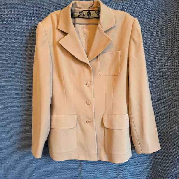 Embassy Row Wool Matching Set Size 8 Tan Pure Wool Vintage Jacket and pants