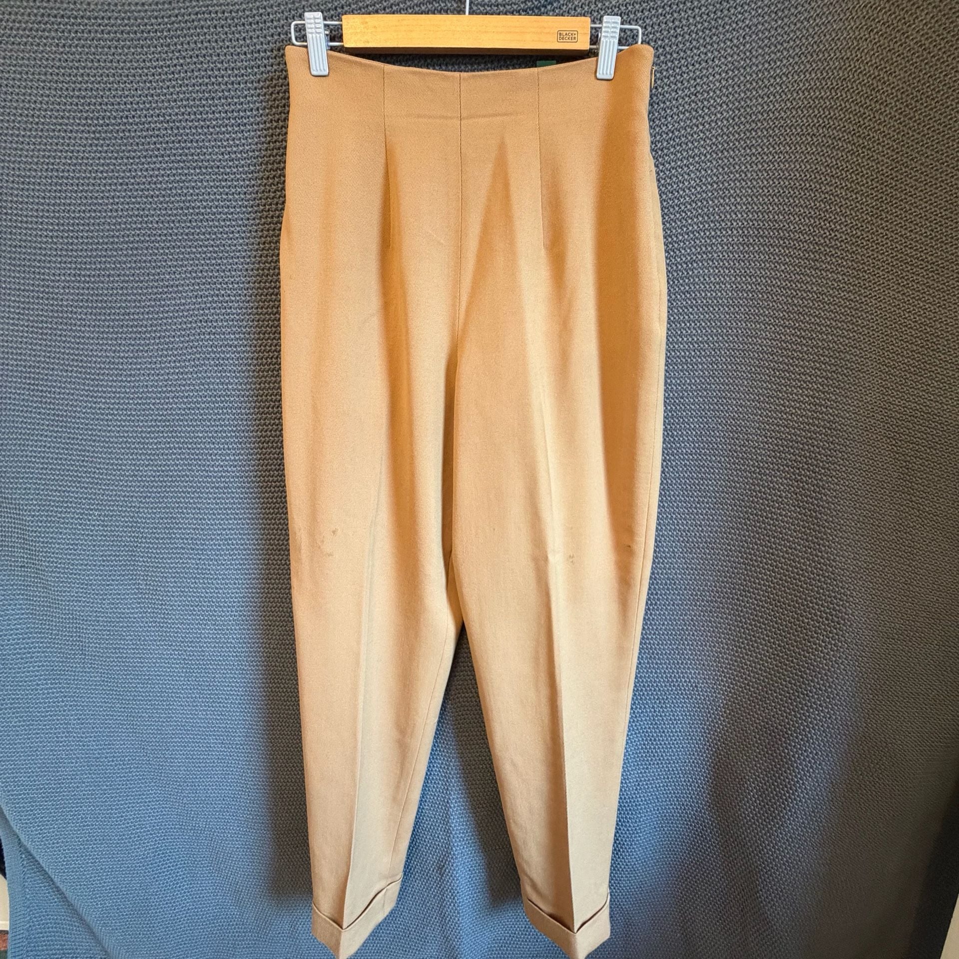 Embassy Row Wool Matching Set Size 8 Tan Pure Wool Vintage Jacket and pants 8