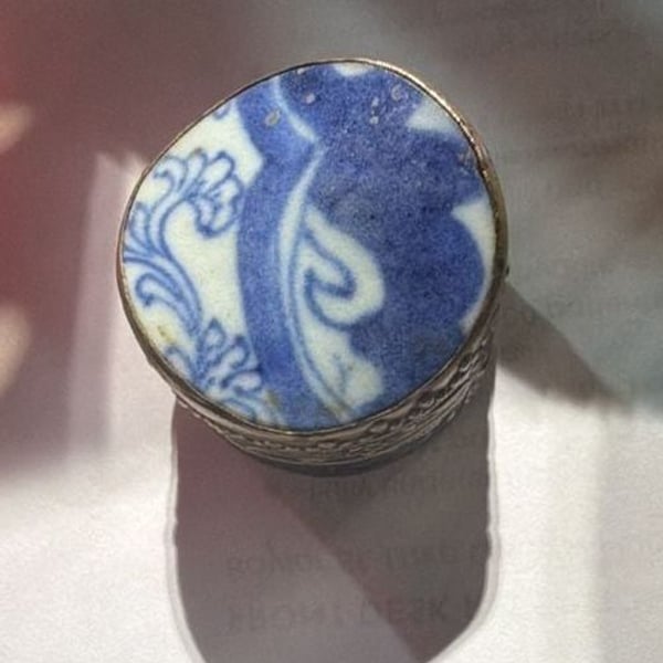Vintage Asian Blue And White Porcelain Shard Trinket Box