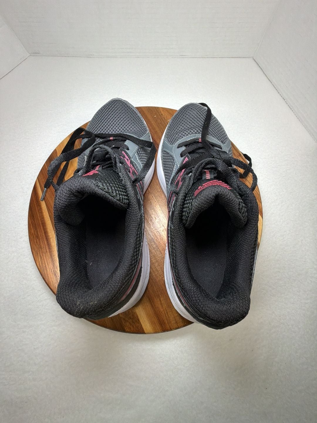 Saucony Cohesion 14 Women’s Sz 8.5 Black Pink Running Shoes Gym Workout  9