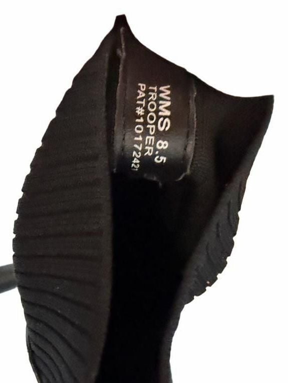 DV Dolce Vita Trooper Size 8.5 Black Lug Sole Ankle Boots 7