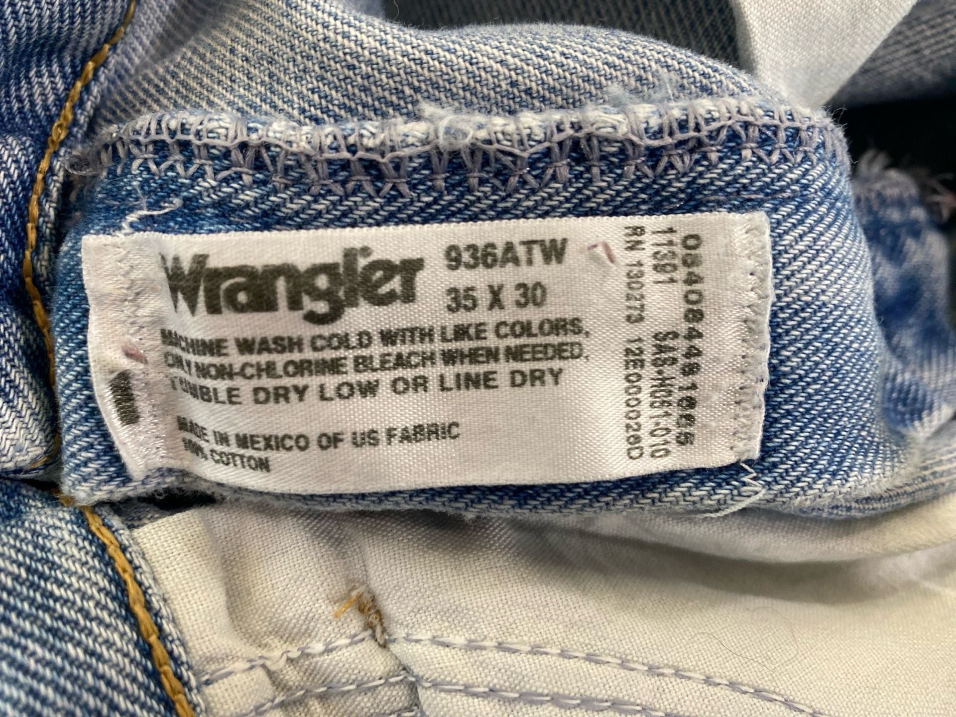 Wrangler 936ATW Jeans Size 35x30 Blue Denim Cowboy Cut 7
