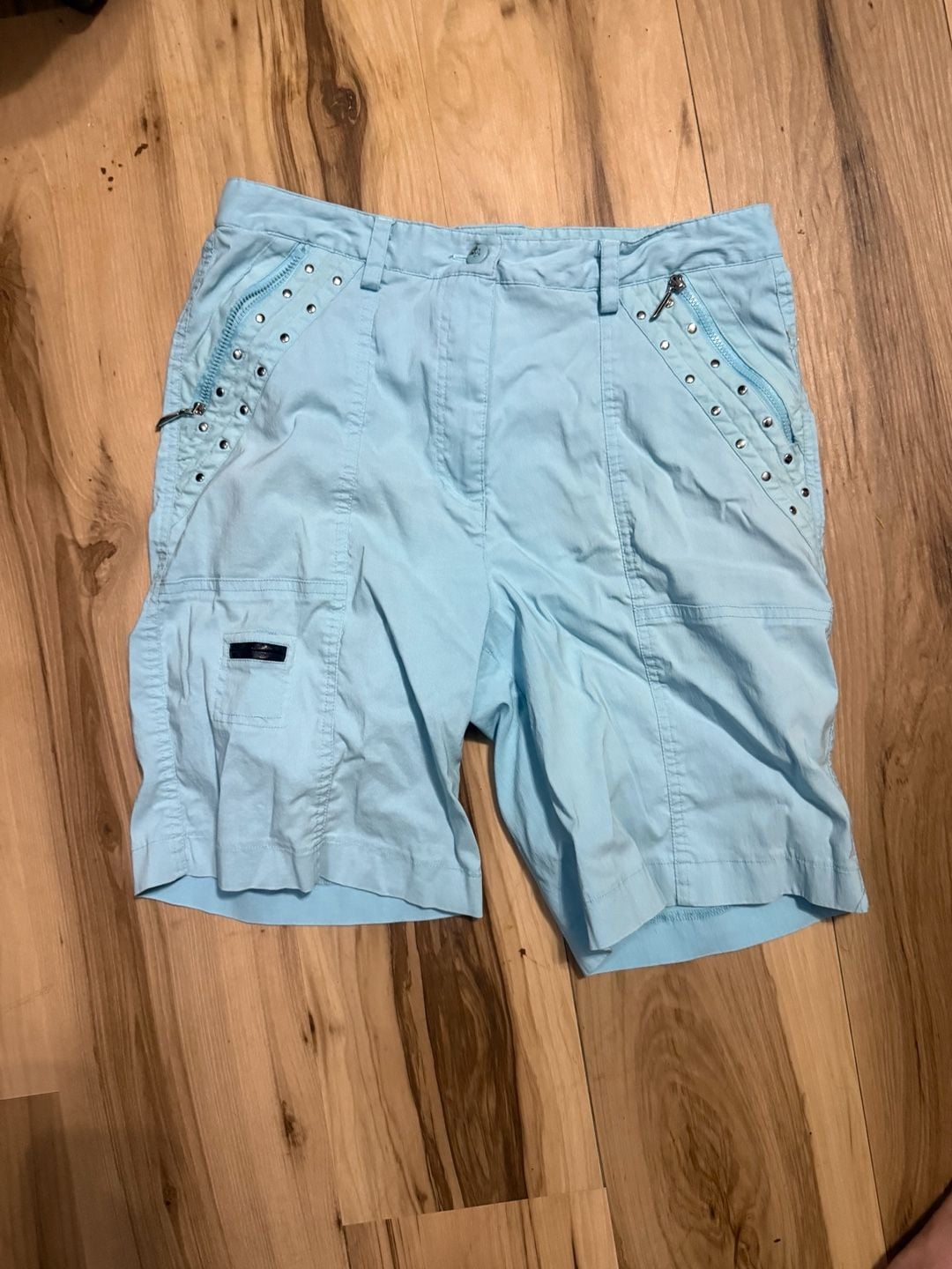 Jamie Sadock Women’s Size 8 Blue Golf Shorts Studded Zip Pockets Bermuda Stretch 2