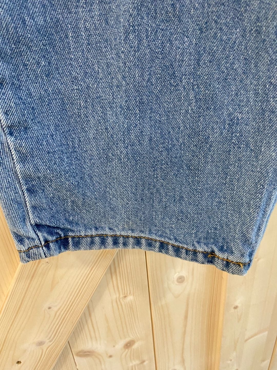 Levi's 560 Comfort Fit Jeans Size W40 L30 Blue Medium Wash Denim 3