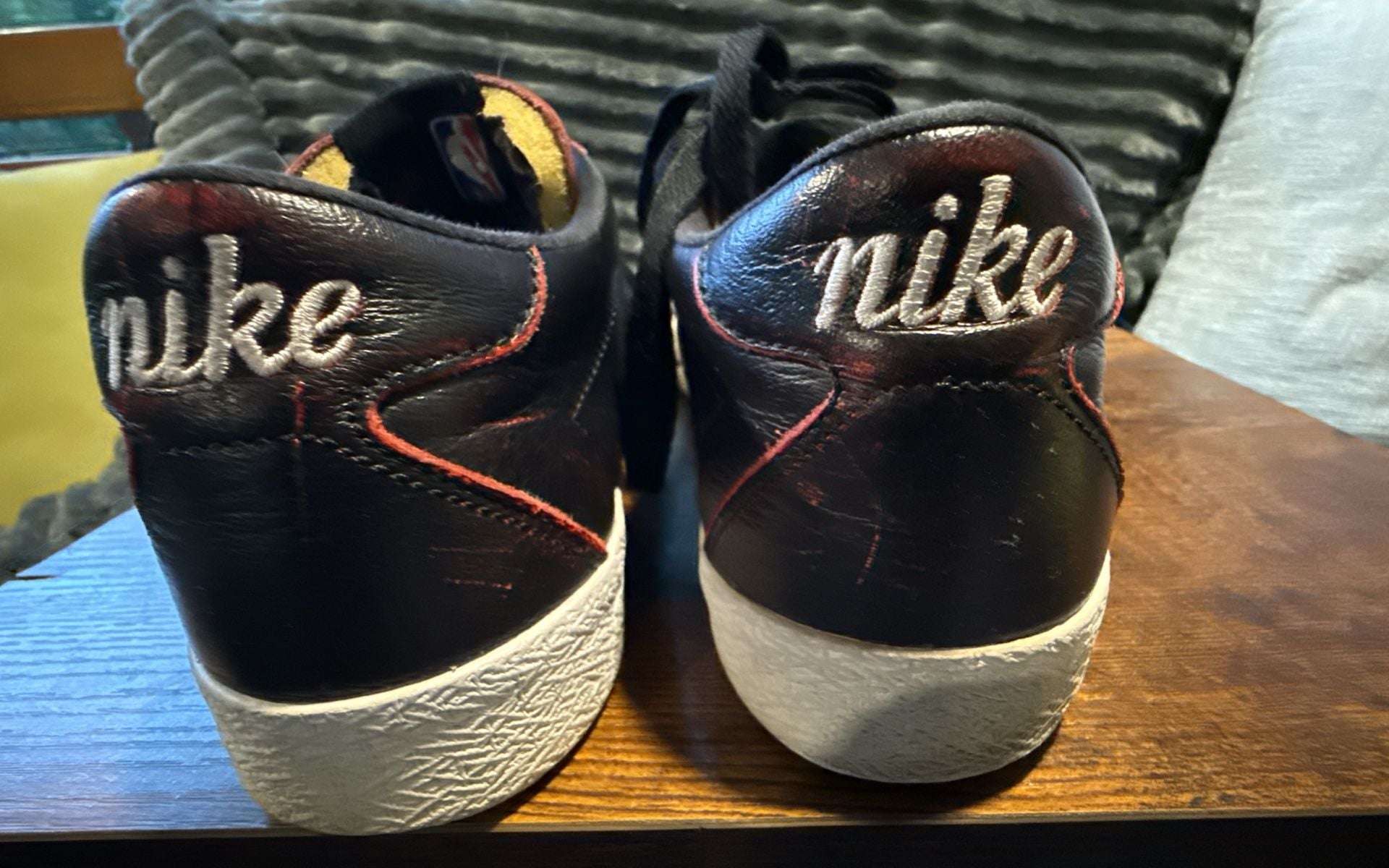 Nike SB Bruin Low x NBA Chicago Bulls Black Leather Sneakers 5