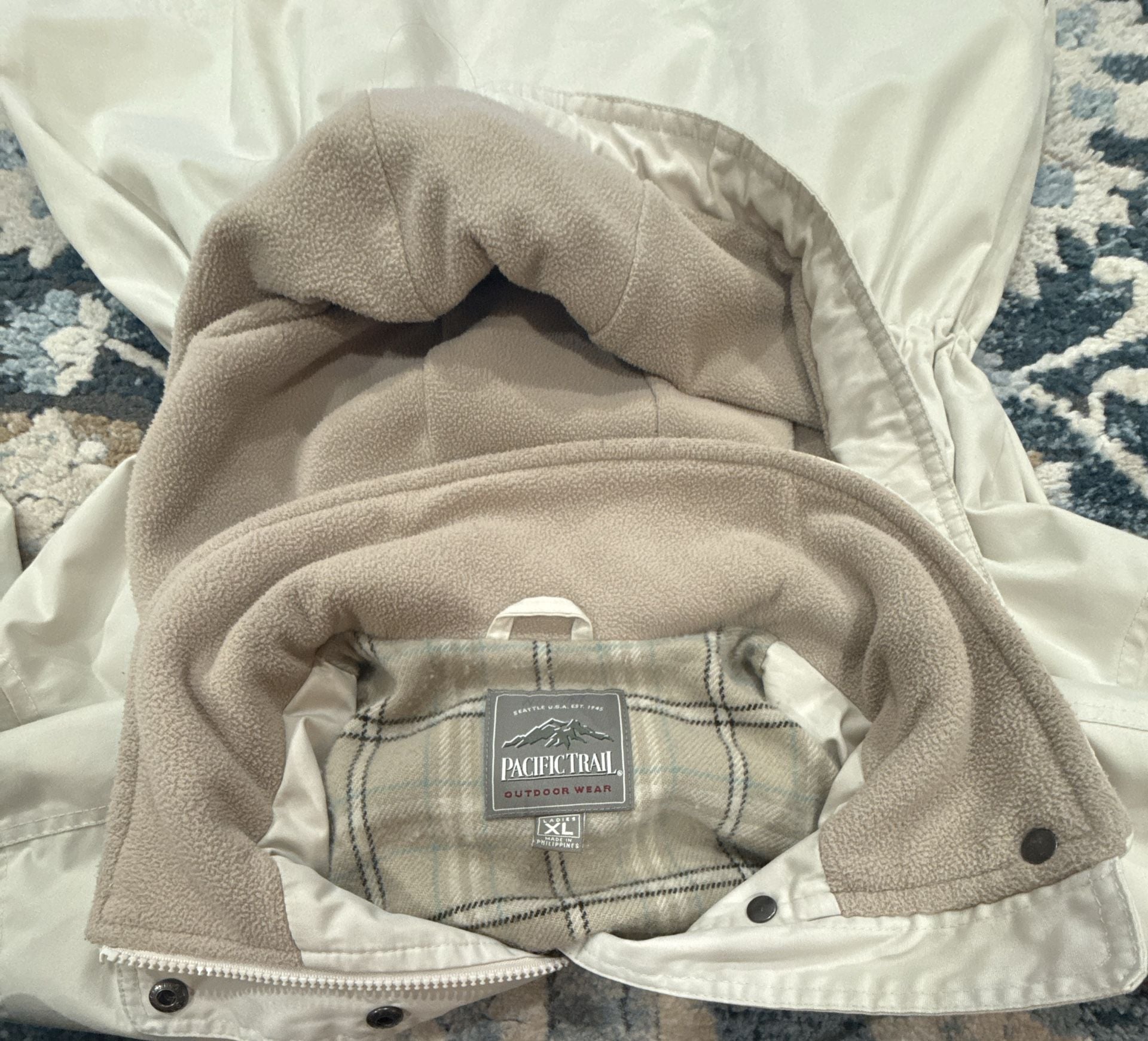 Pacific Trail Jacket Size XL Beige Hooded Outdoor Wear 9