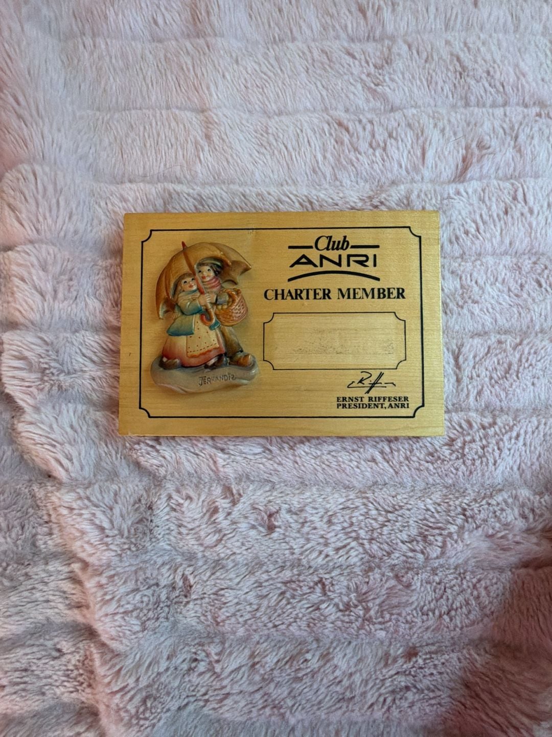 Anri Ferrandiz Club Anri Charter Member Wood Plaque Figurine 1