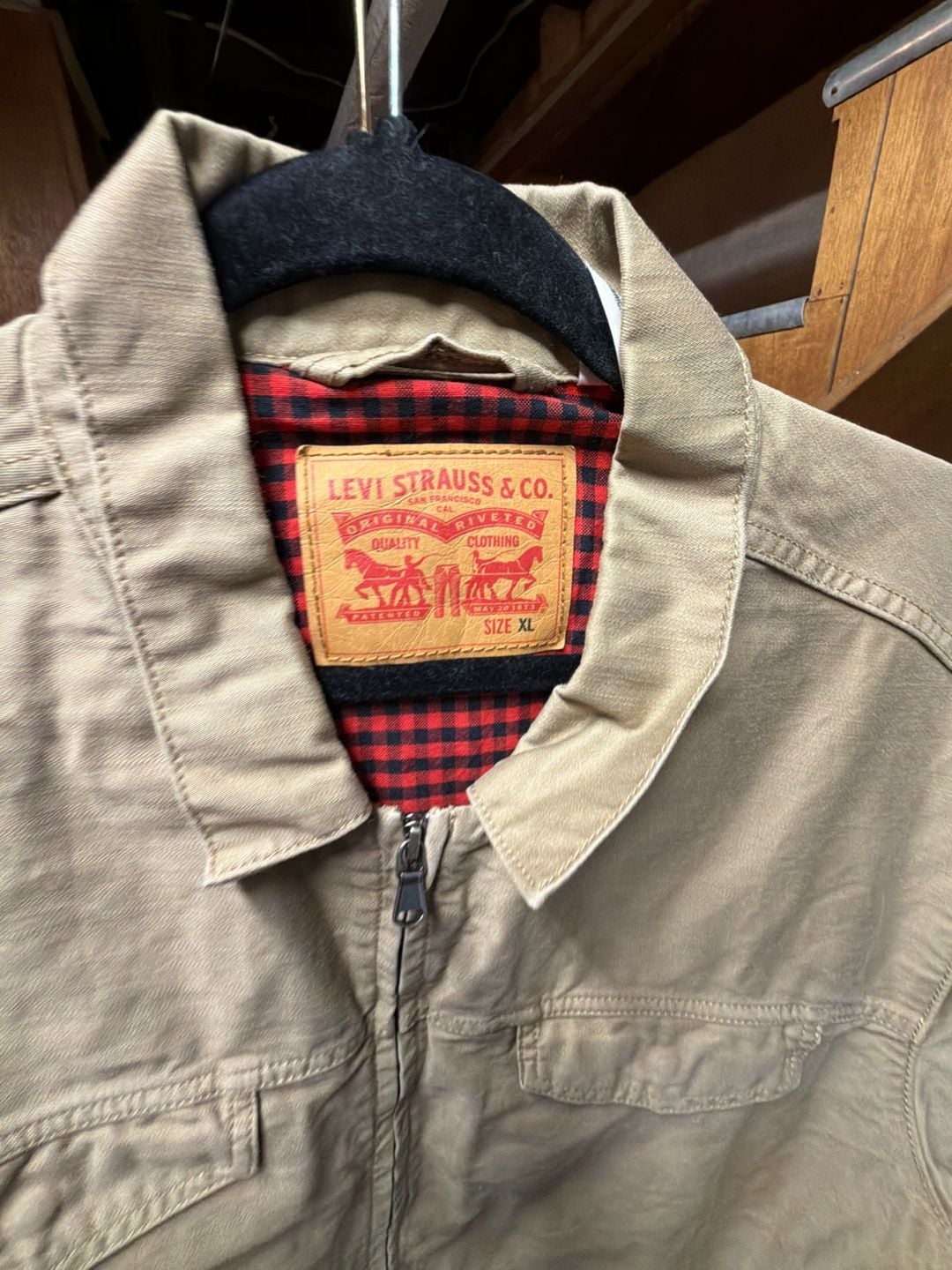Levi Strauss & Co. Canvas Jacket Size XL Tan Red Plaid Lined 3