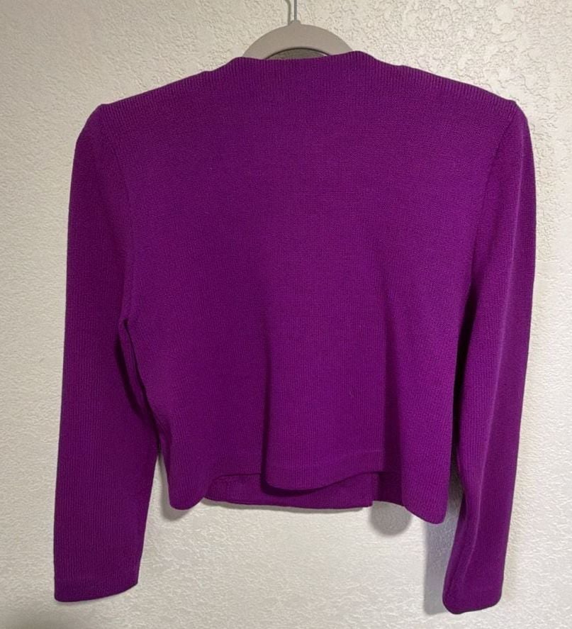 St. John Knit Jacket Size 10 Purple Double Breasted Gold Buttons 7