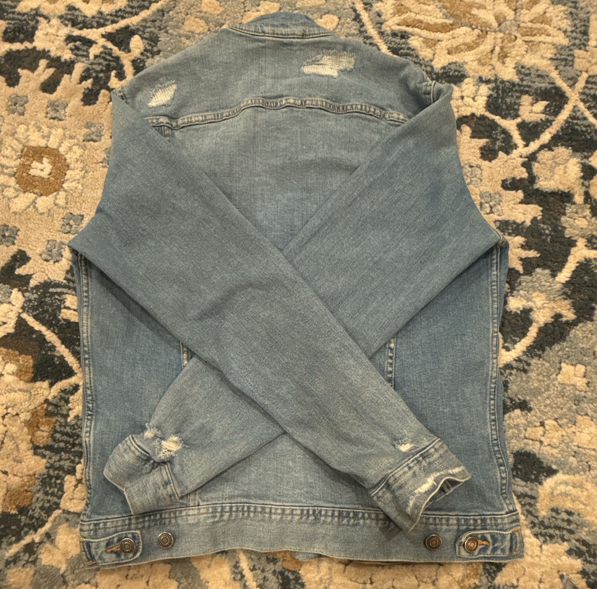 Old Navy Denim Jacket Size M Distressed Blue 9