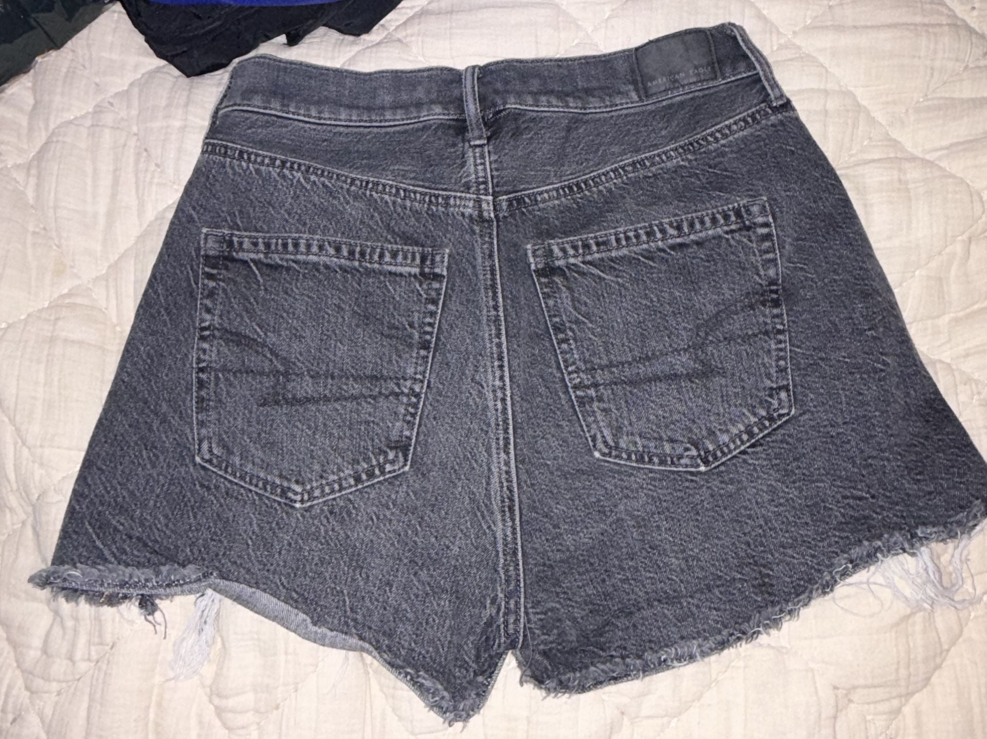 American Eagle Denim Cutoff Shorts Size 4 Black Distressed 4