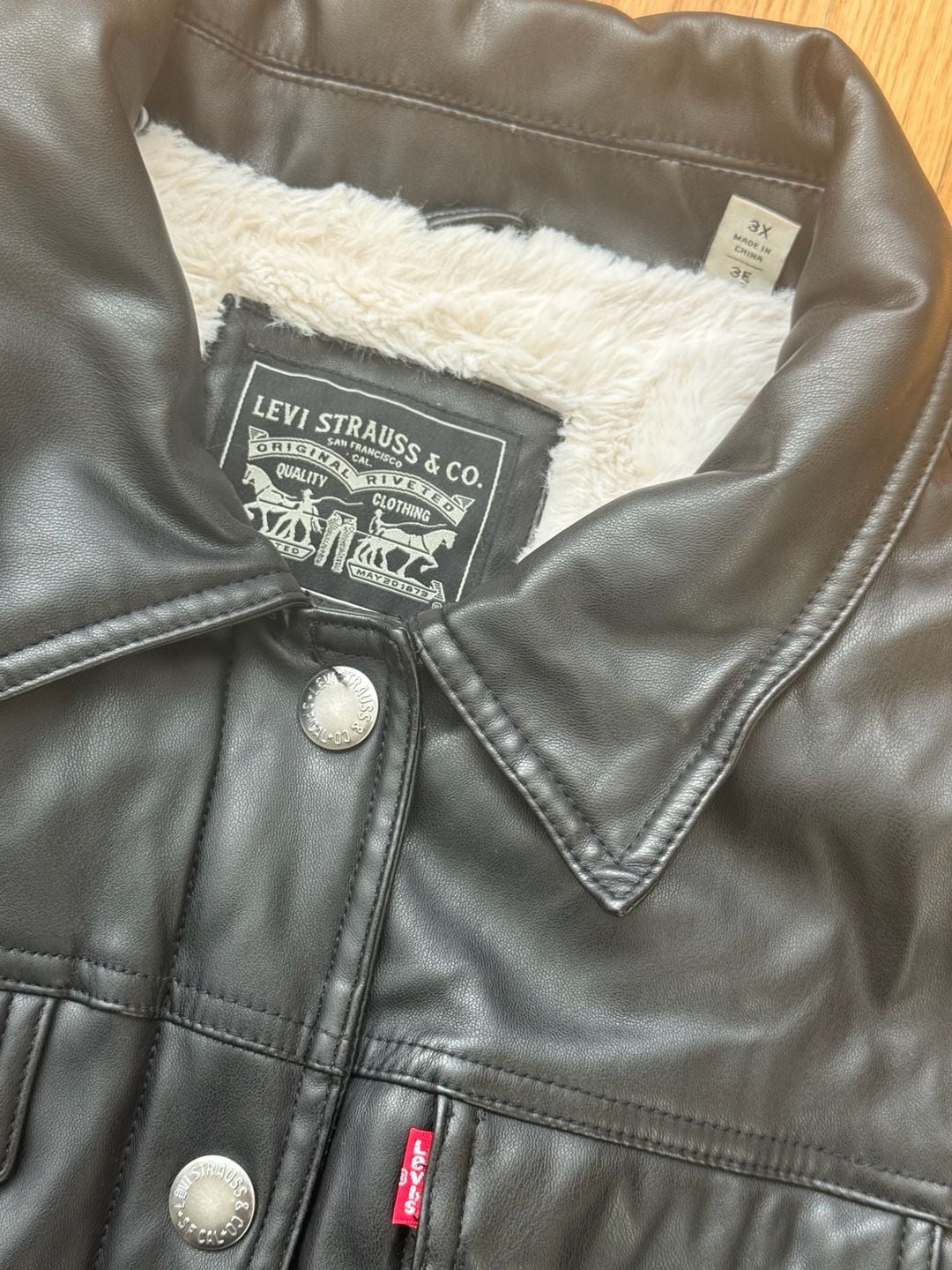 Levis Faux Leather Trucker Jacket Size 3X Black Shearling Lined 3