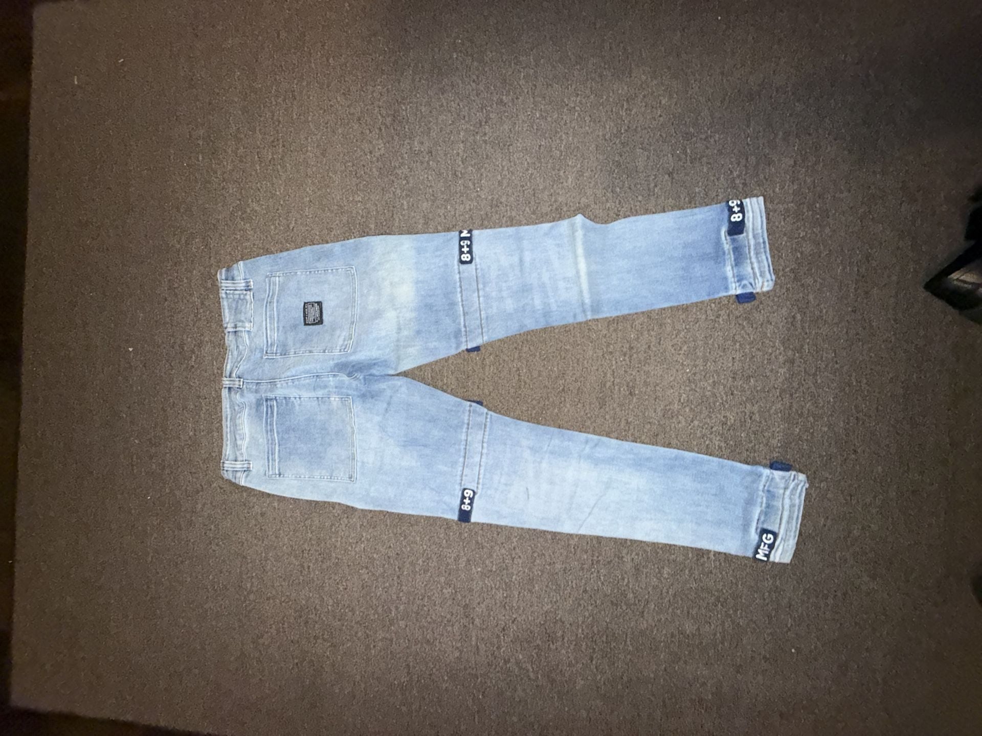 Product thumbnail 4