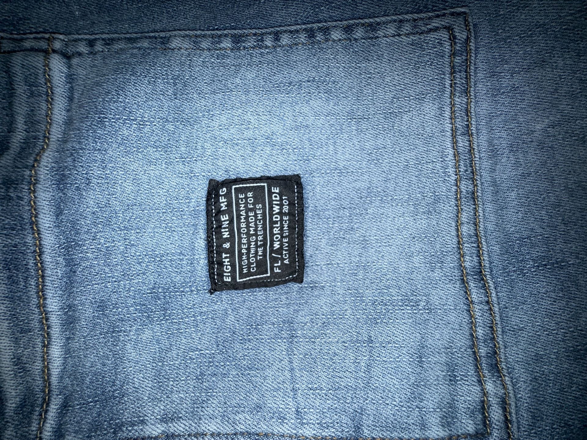 Product thumbnail 5
