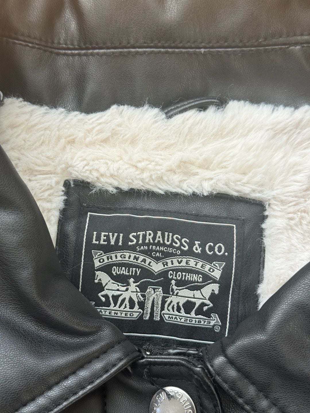 Levis Faux Leather Trucker Jacket Size 3X Black Shearling Lined 4