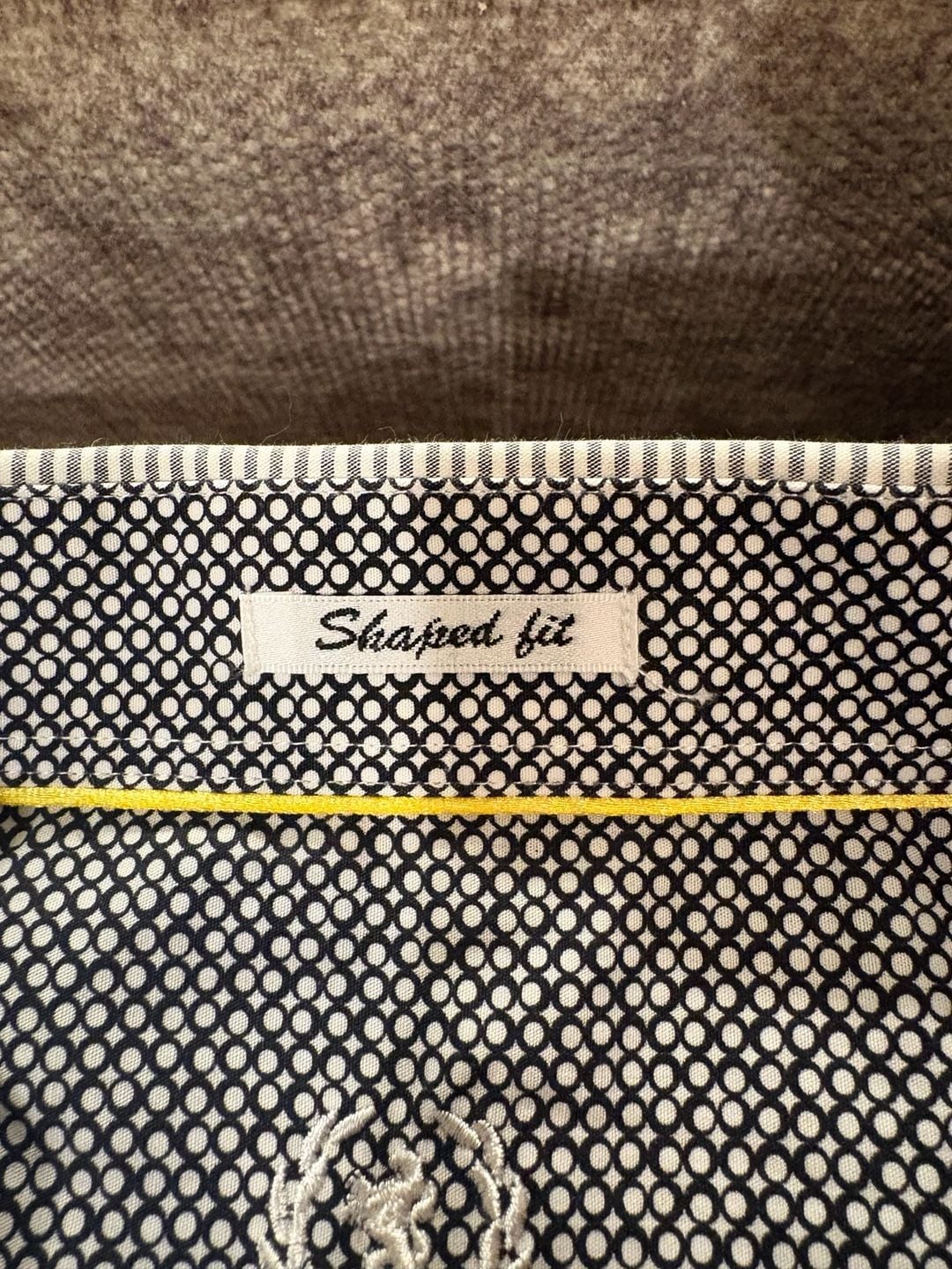 Bugatchi Plaid Sport Shirt Shaped Fit White Black Long Sleeve 5