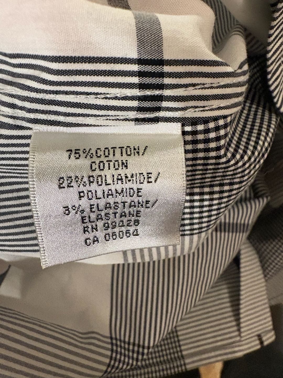 Bugatchi Plaid Sport Shirt Shaped Fit White Black Long Sleeve 7