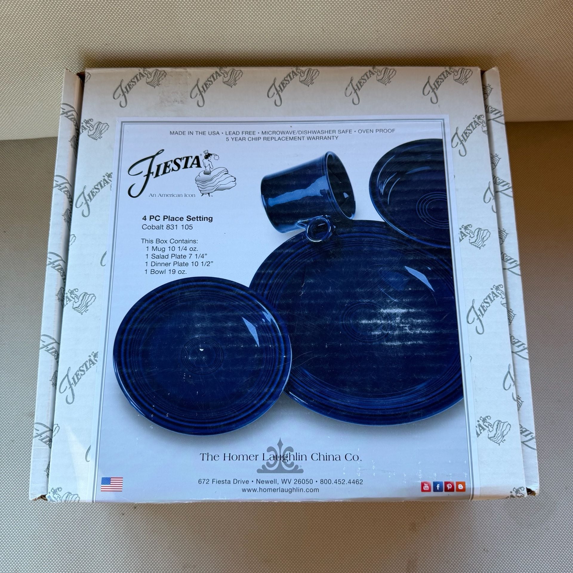 RARE!!! Fiestaware NEW Old Stock 4 Piece Dinner Set *RETIRED COLOR* Cobalt Blue 1