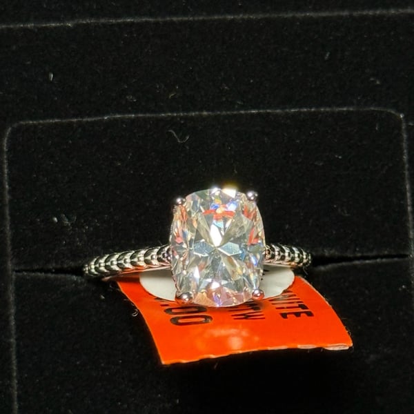 Moissanite Cushion Cut Ring Size 7 925 Silver 2.0CTW