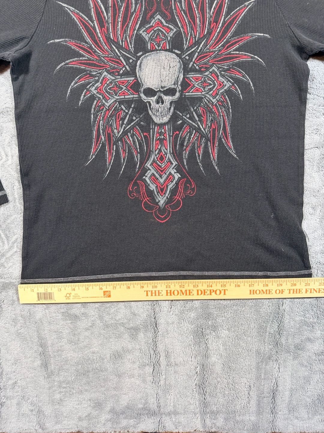 No Boundaries Skull Cross Thermal Shirt Size XL Black Red Y2K 11