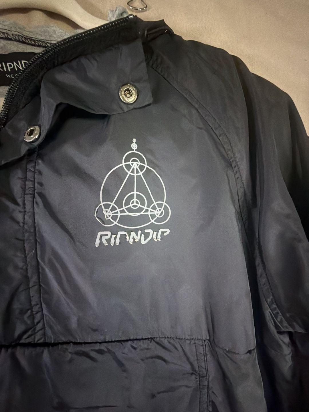 Ripndip Crop Circles Reflective Windbreaker Size M Pullover Hoodie 4