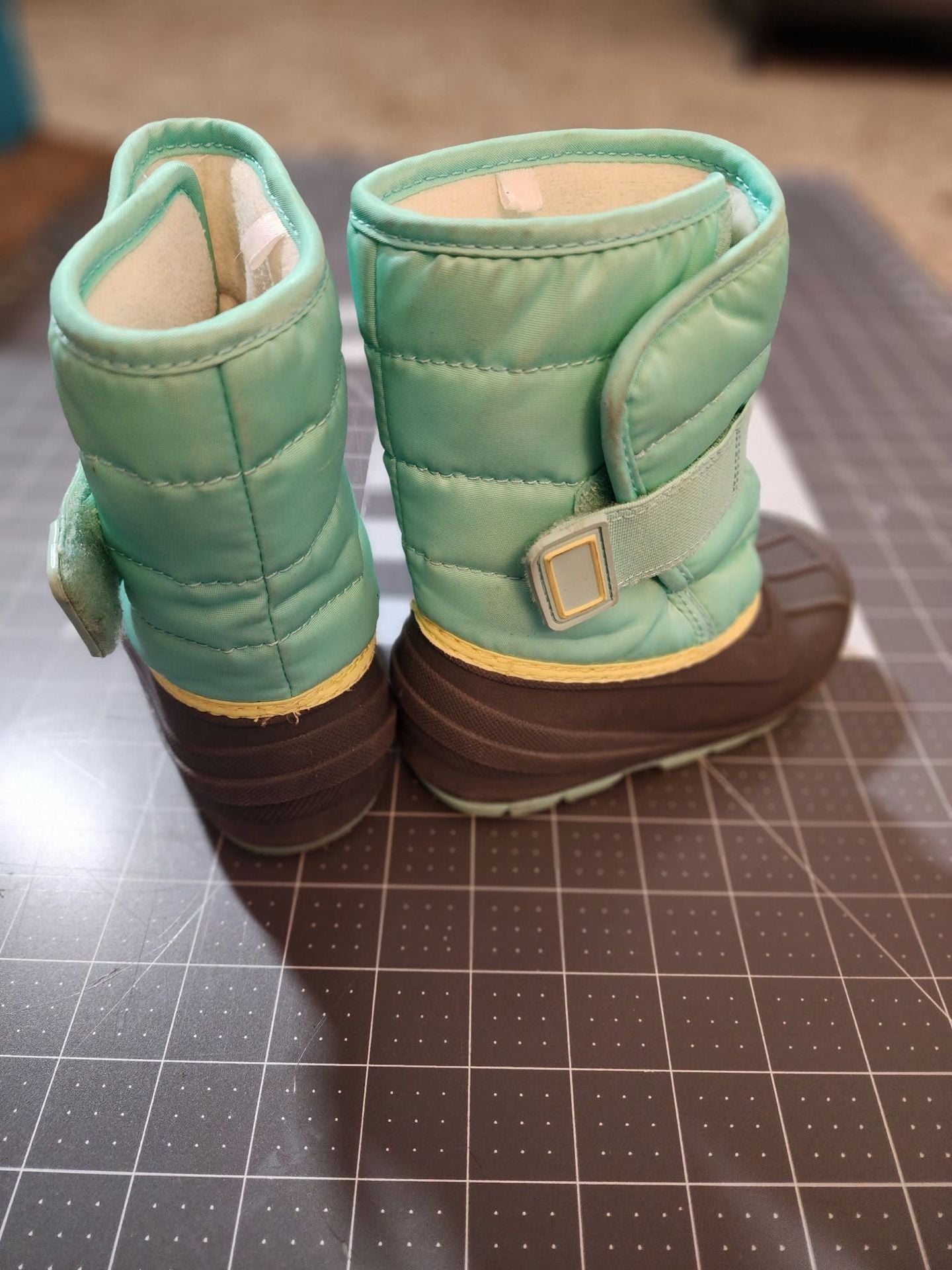 Cat & Jack Dane Snow Boots Size 7 Mint Green Thermolite Toddler 5