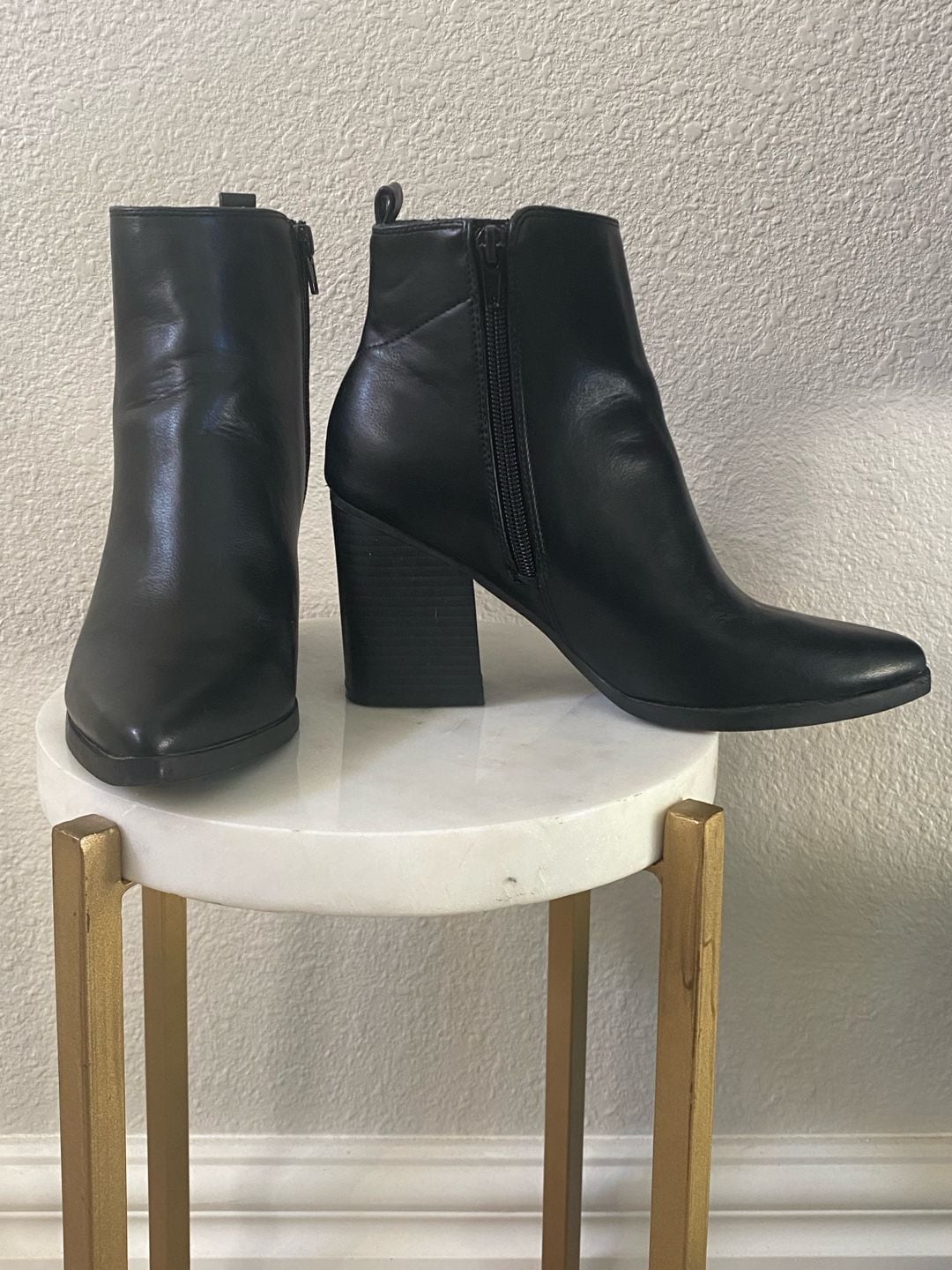 Indigo Rd. Ankle Boots Size 7M Black Block Heel Side Zip 3