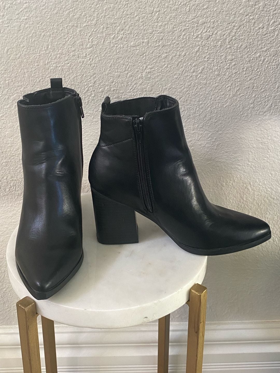 Indigo Rd. Ankle Boots Size 7M Black Block Heel Side Zip 4