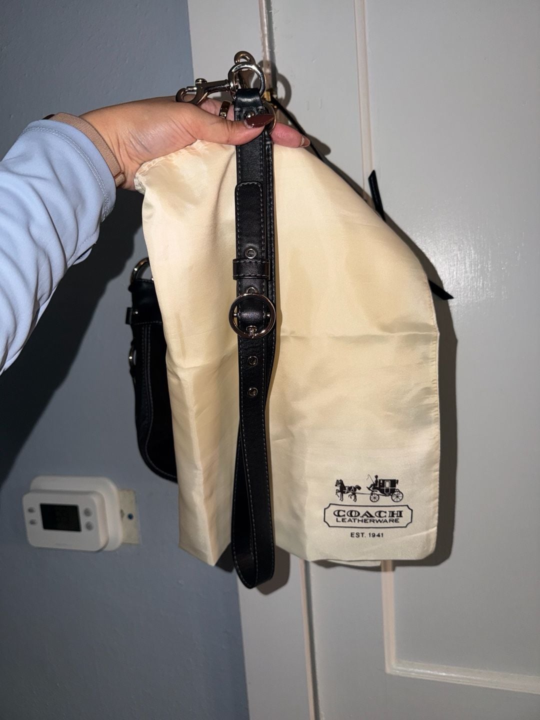 Coach Zoe Hobo Leather Shoulder Bag Black 9