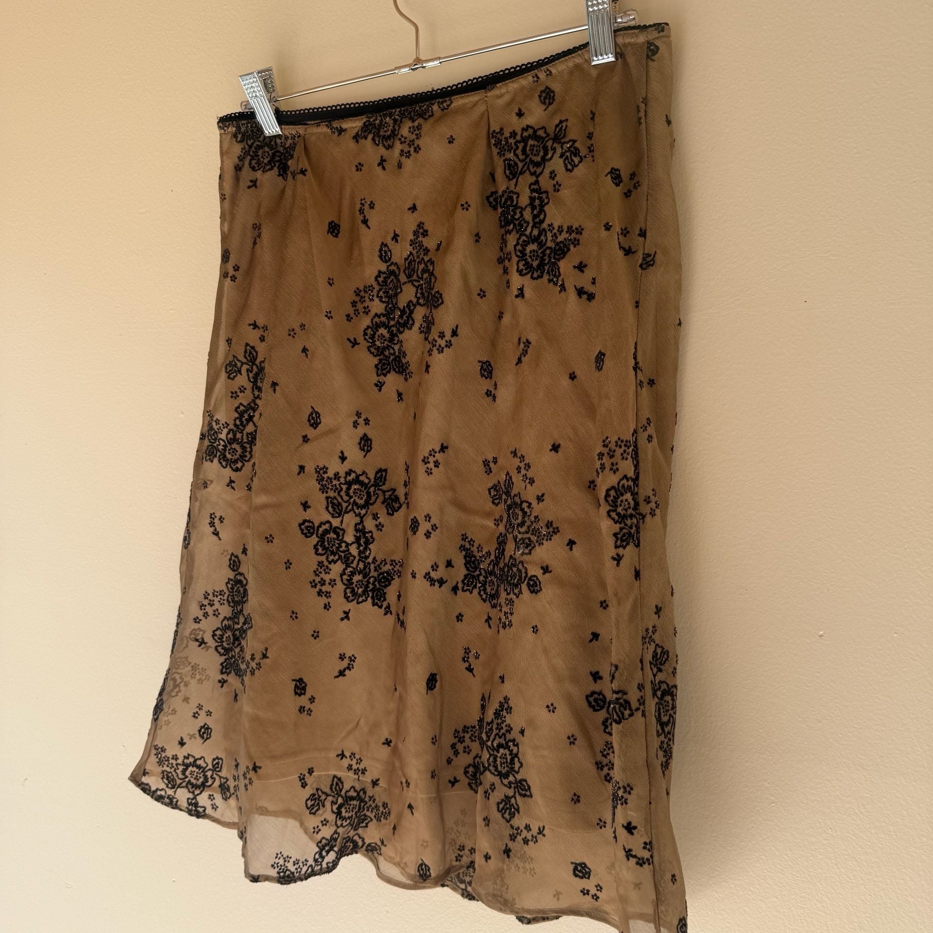 Floral Skirt Brown with Black and Gold Embroidered Mesh 10