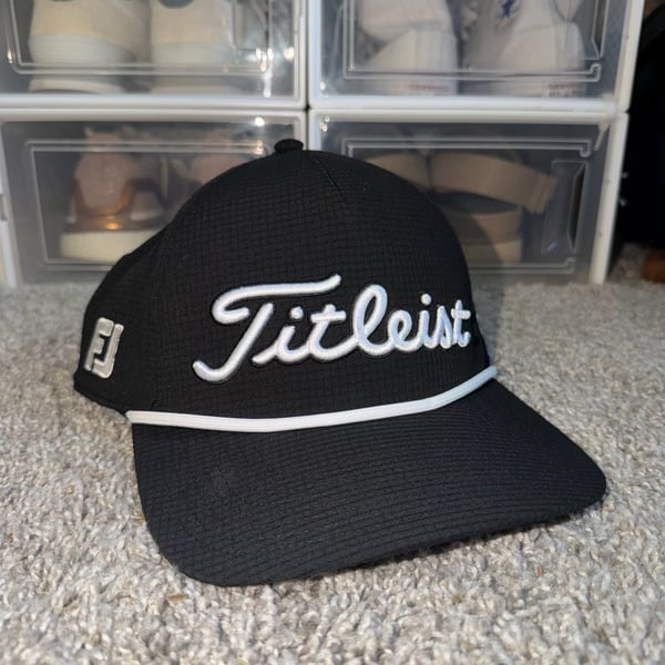 Titleist Tour Rope Golf Hat Black White Snapback Adjustable