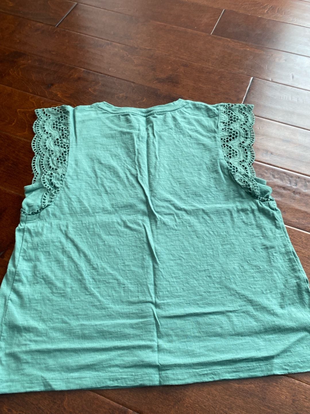 Sonoma Goods For Life T-Shirt Size M Green Crochet Ruffle Sleeve Top 5