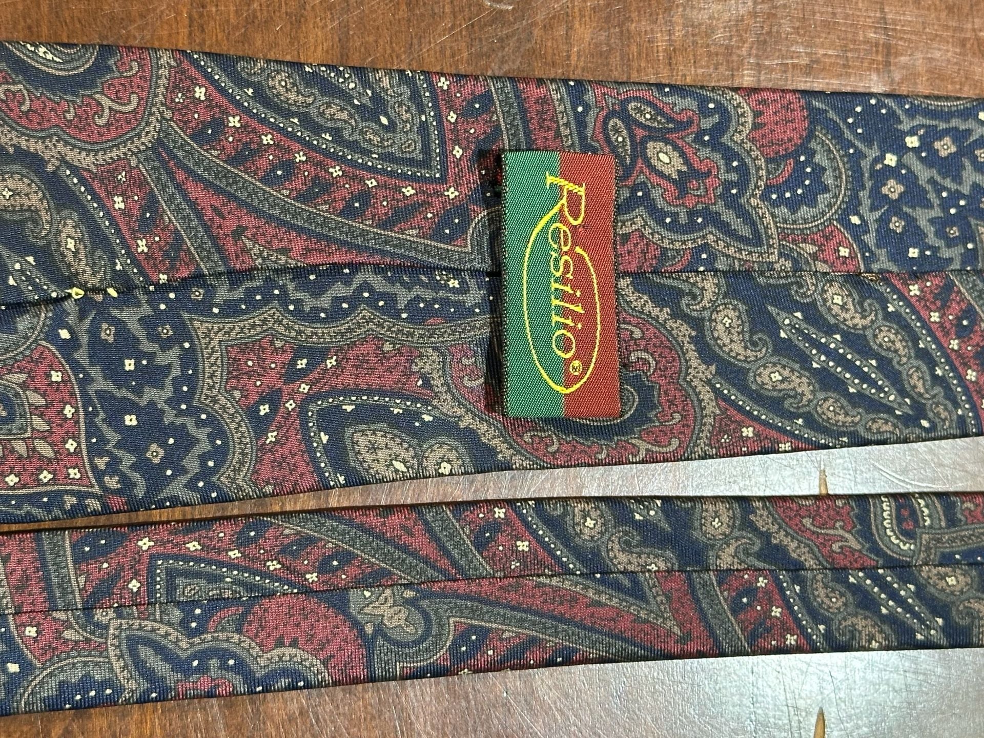 Resilio Necktie Blue Red Paisley Silk 3