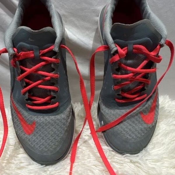 Nike FS Lite Run Size 6 Grey Running Shoes