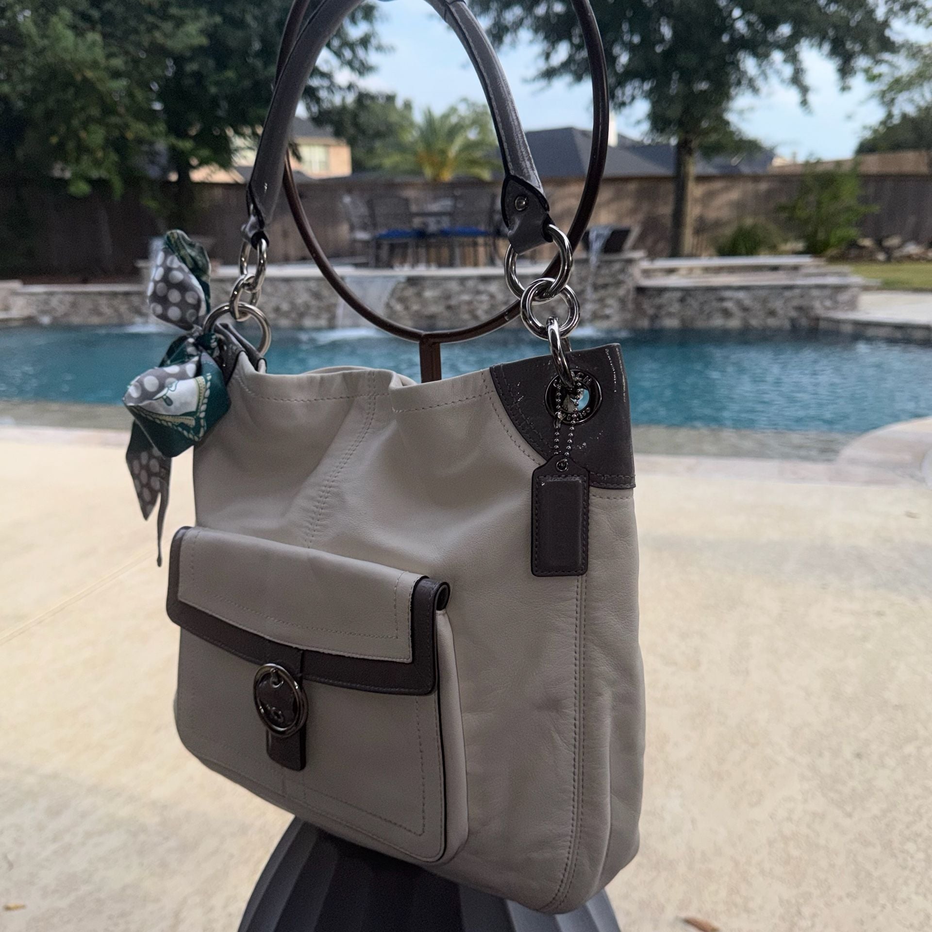 Coach Penelope White Leather Hobo Shoulder Bag
#25V1026 8