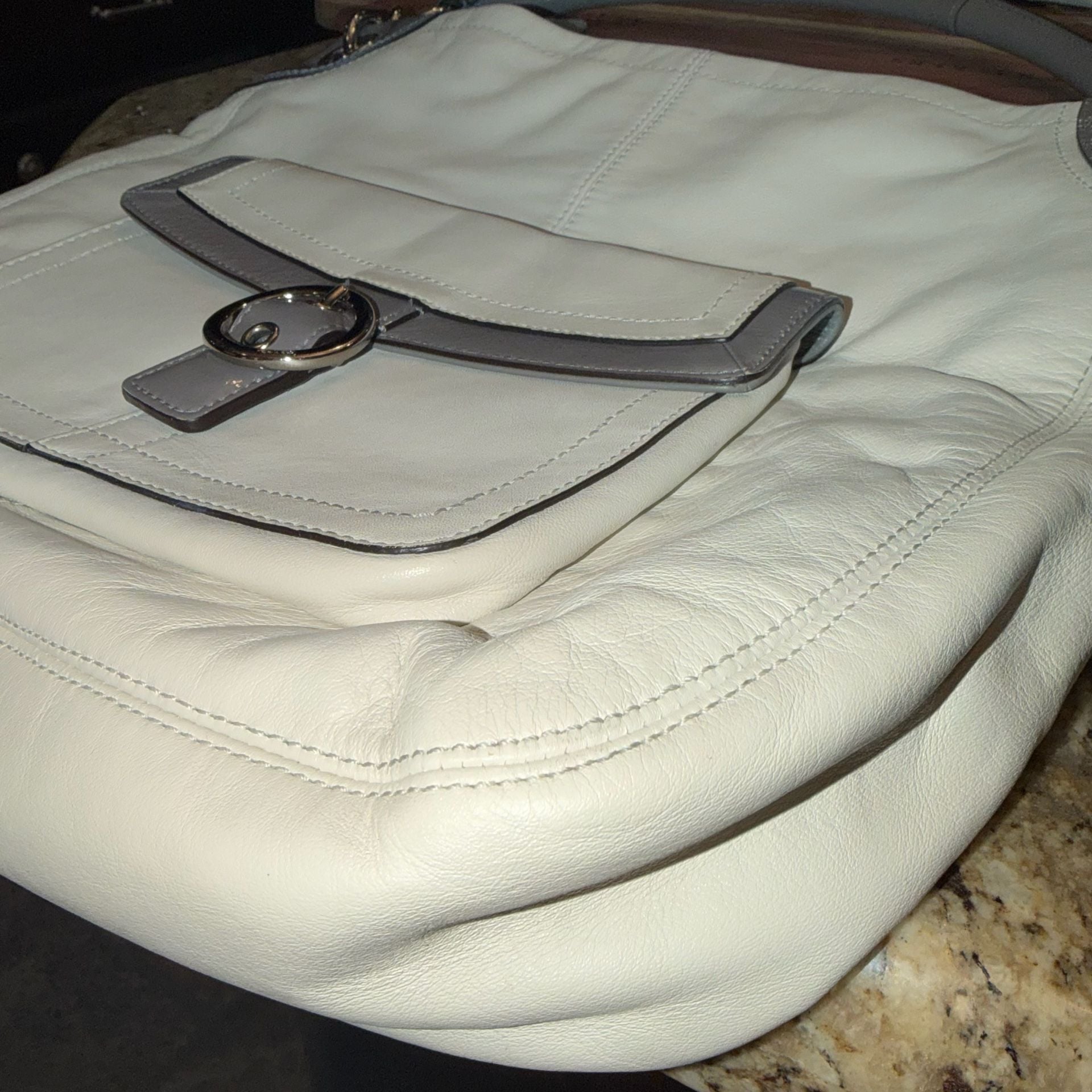Coach Penelope White Leather Hobo Shoulder Bag
#25V1026 11