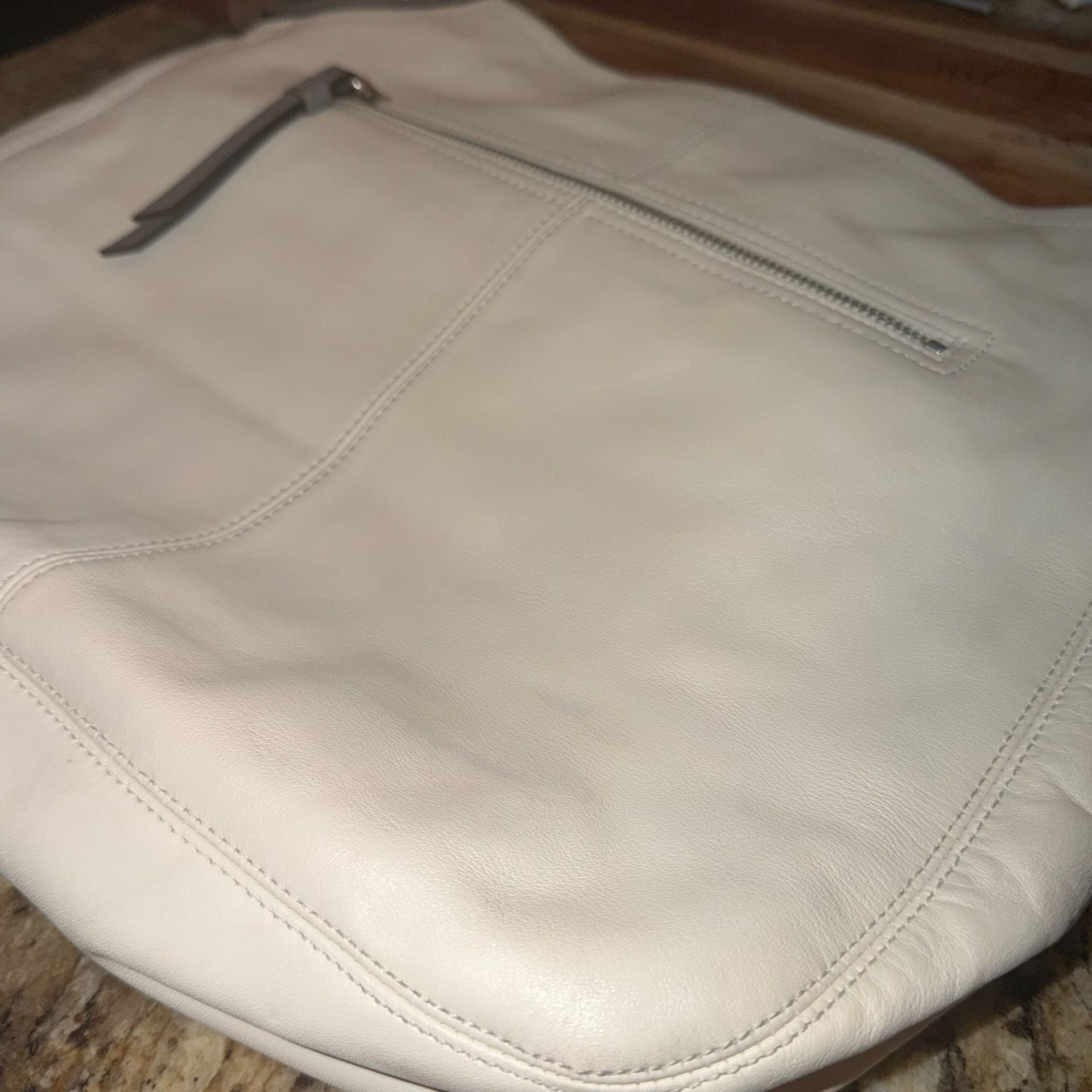 Coach Penelope White Leather Hobo Shoulder Bag
#25V1026 12