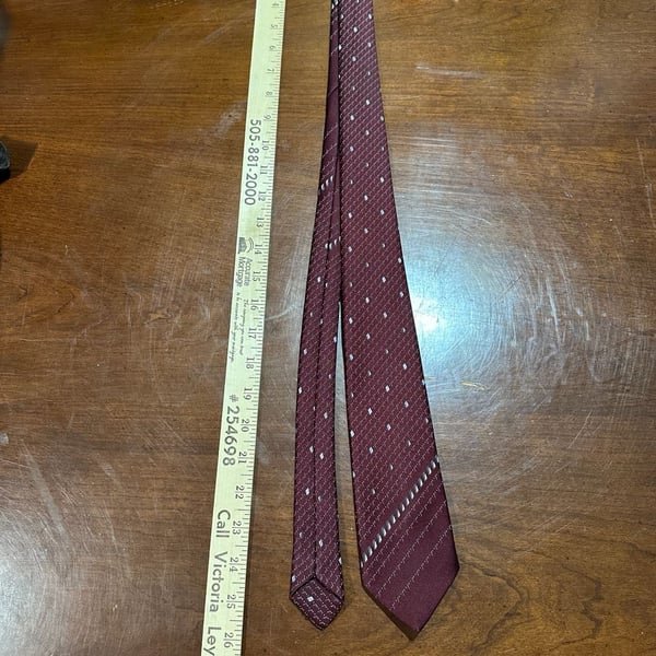 Lyra Necktie Burgundy Polyester Patterned