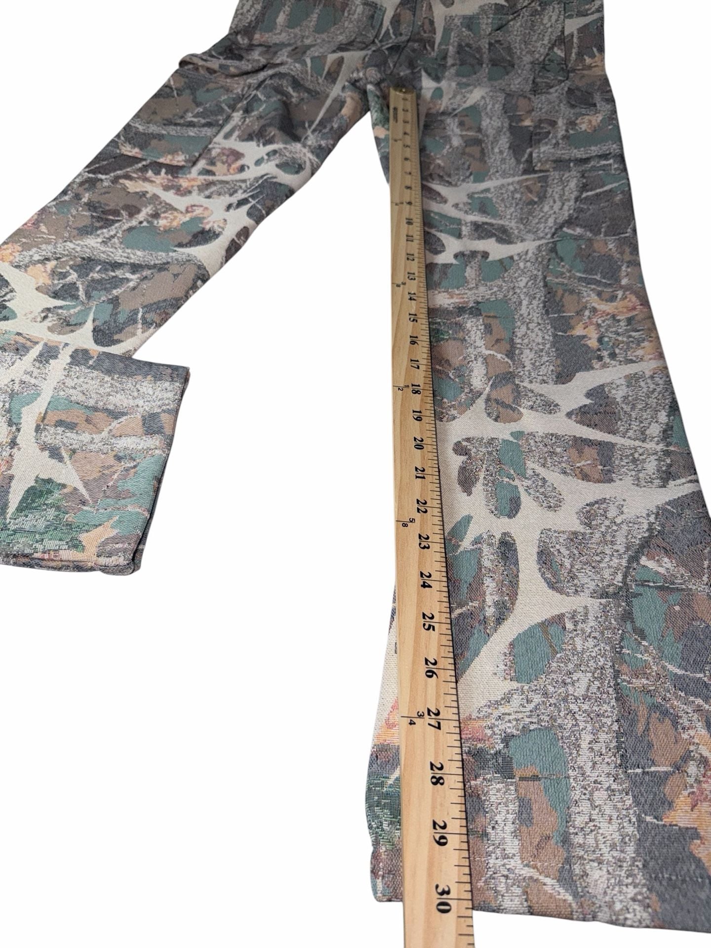 NWT Rebel Vengeance Camo Tapestry Cargo Pants Size 30 Multicolor 8