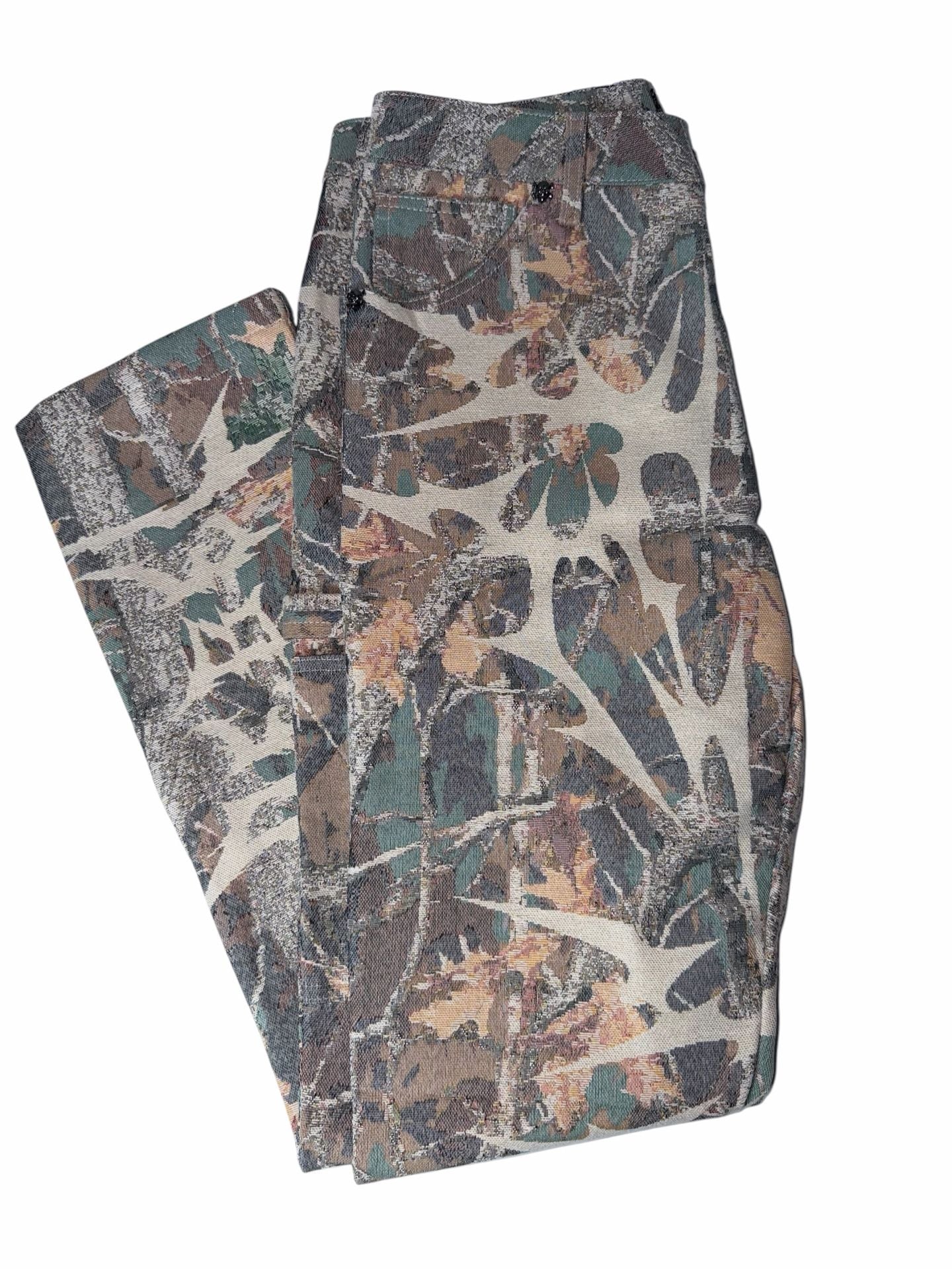NWT Rebel Vengeance Camo Tapestry Cargo Pants Size 30 Multicolor 14
