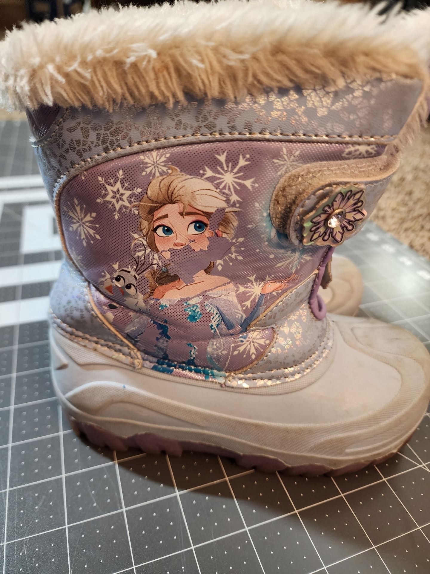 Disney Frozen Snow Boots Size 11 Purple Elsa Anna Fur Trim 5