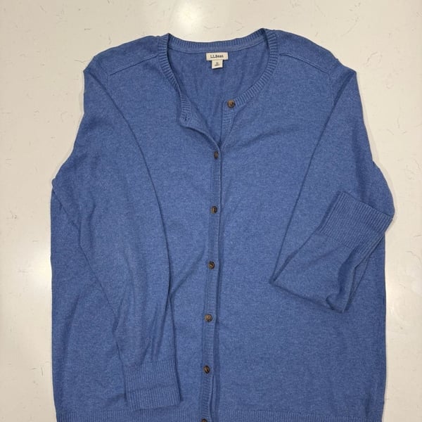 L.L. Bean Cardigan Size XL Blue Button Front Sweater 95% Cotton 5% Cashmere