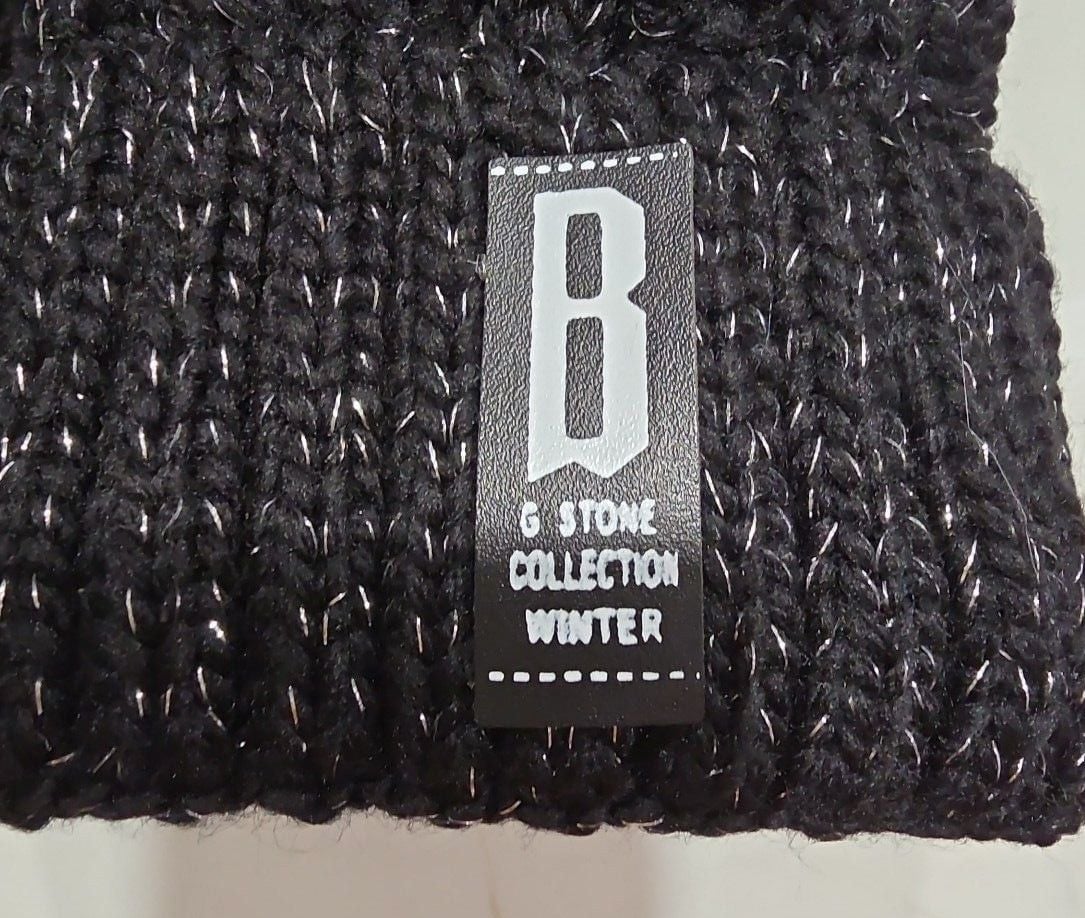 knit beanie with a faux-fur pom-pom and a matching neck gaiter scarf set 2