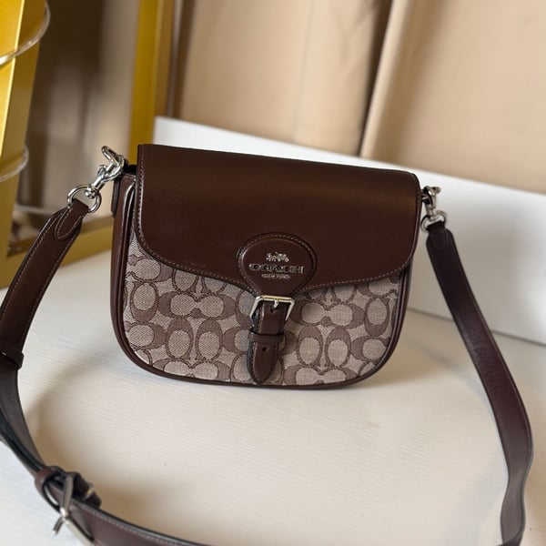 Coach Amelia Saddle Bag In Signature Jacquard Brown