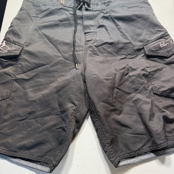 Ron Jon Surf Shop Boardshorts Size 32 Black Cargo Surf Shorts