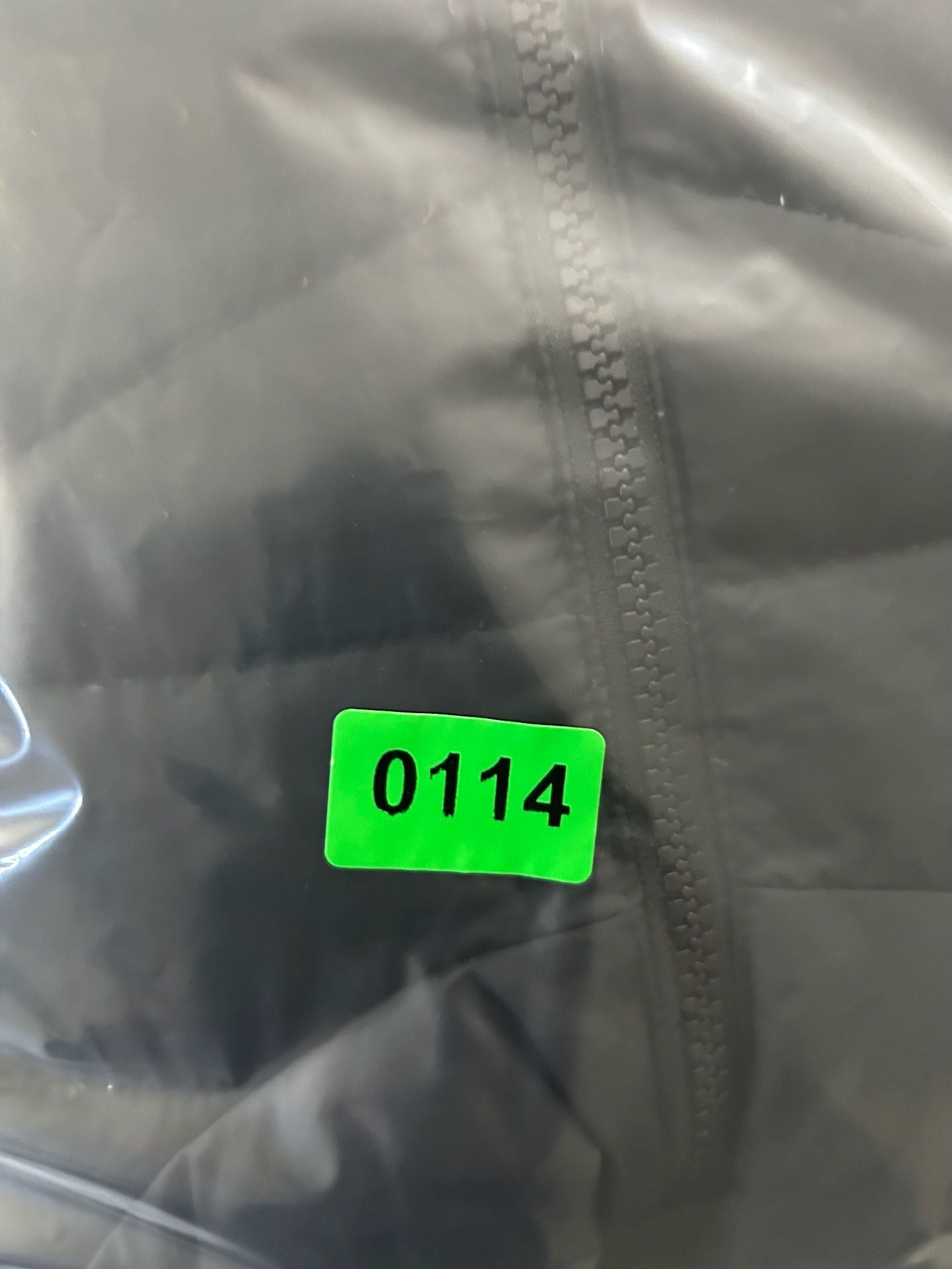 Nike Men’s Large Black Hooded Puffer Jacket Full Zip Insulated Swoosh Winter 9