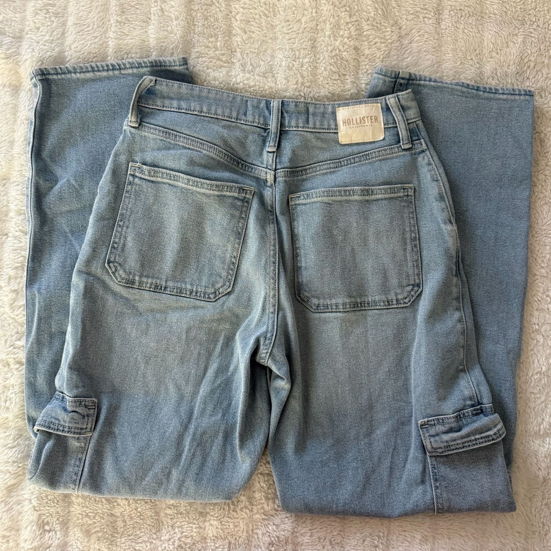 Hollister Ultra High-Rise Dad Jean Size 4R Light Wash Cargo Denim Pants 3