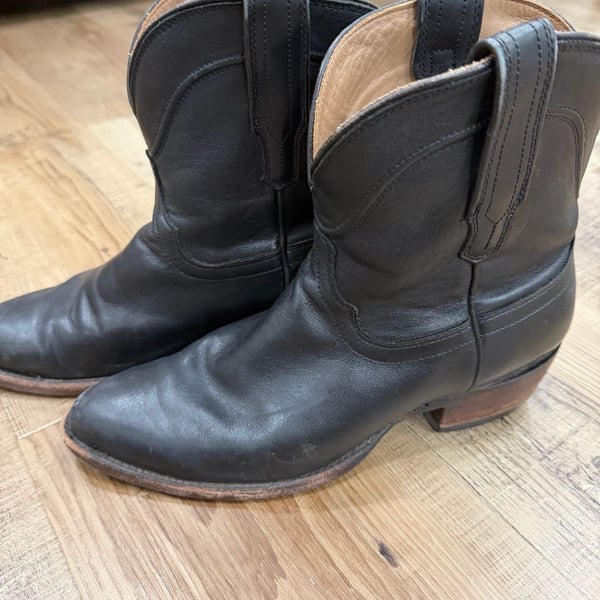 Tecovas The Penny Women's Western Ankle Boots Midnight Black Leather