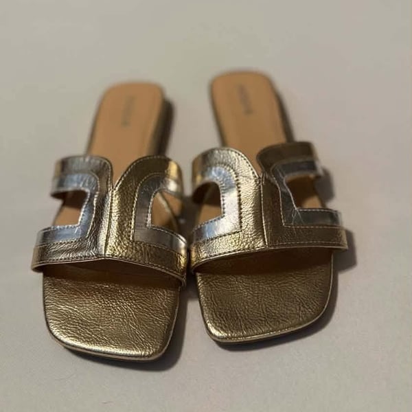 Soda Slide Sandals Gold & Silver Metallic Square Toe Women’s size 10